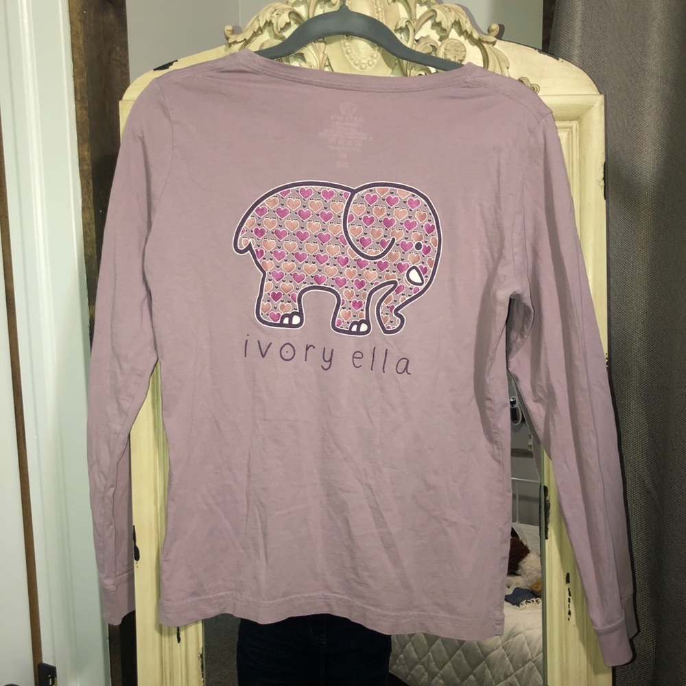 Ivory Ella Light Purple Shirt size M